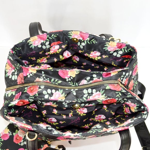 Nwt Betsey Johnson Quilted Tote Bag & Wristlet Set - Picture 8 of 10